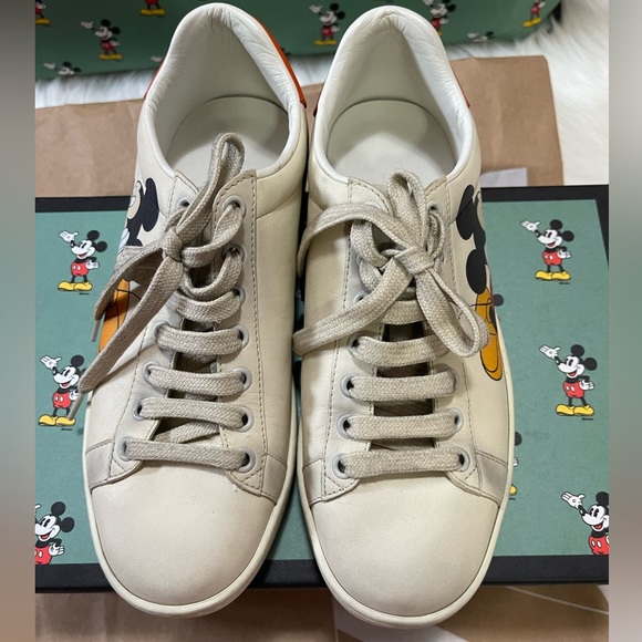 SOLD - Gucci x Disney Mickey Mouse Ace Low Distressed Sneakers - Picture 5 of 10